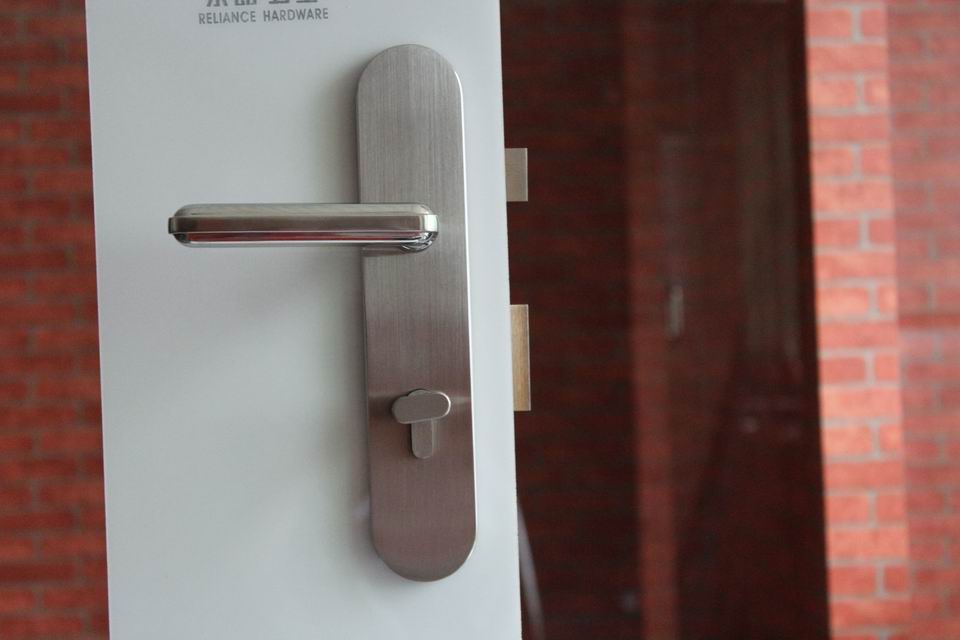 High security door lock body with brass cylinder